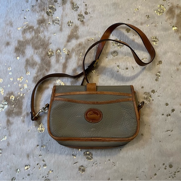 Vintage Dooney & Bourke Brown Pebbled Leather Crossbody Bag 1980s - Picture 4 of 8